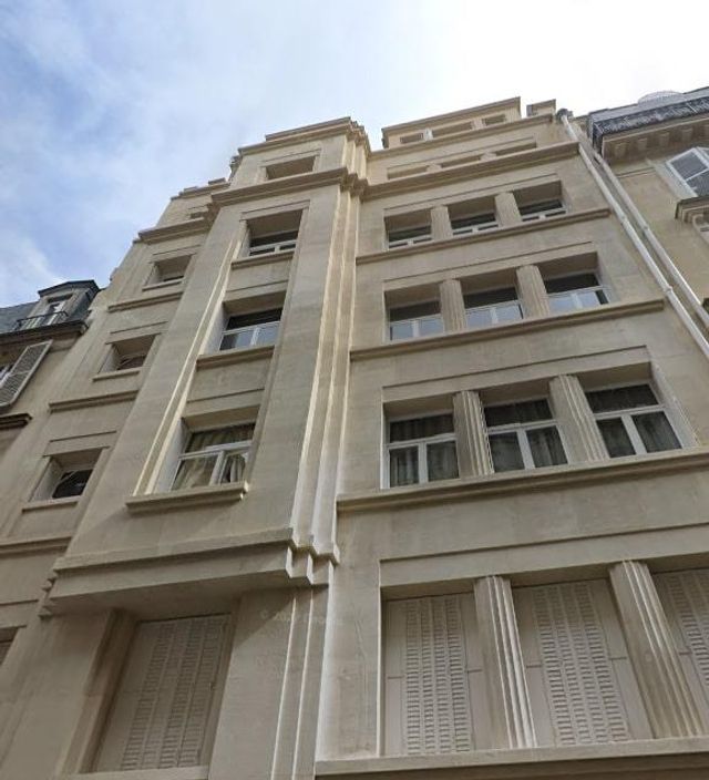 Appartement F5 à vendre - 5 pièces - 125.96 m2 - PARIS - 75017 - ILE-DE-FRANCE - Century 21 Alpha Hoche