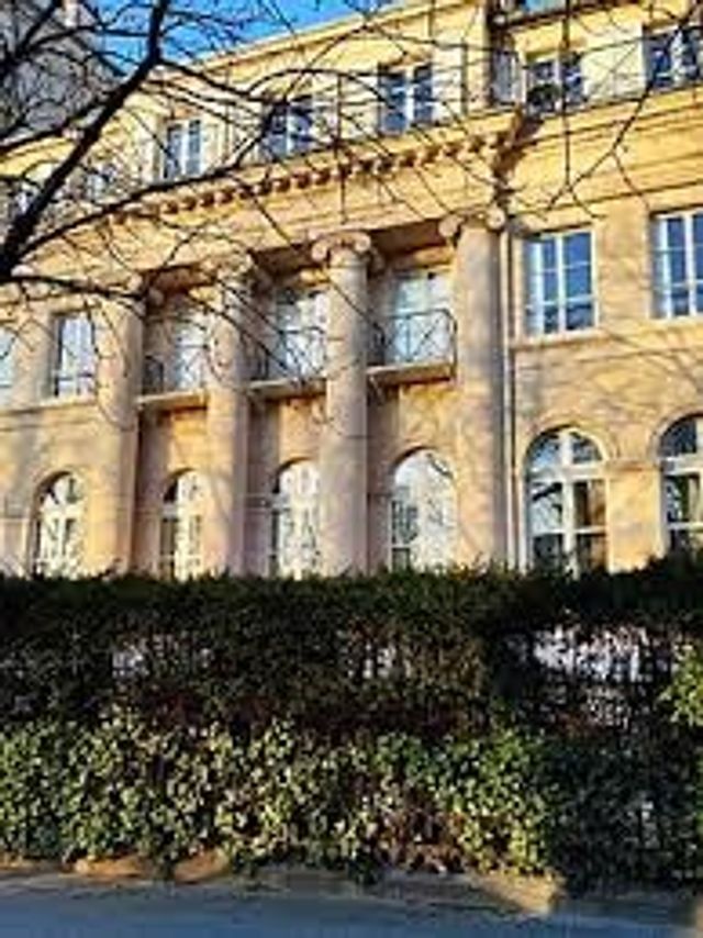 Appartement F6 à vendre - 6 pièces - 142.0 m2 - PARIS - 75008 - ILE-DE-FRANCE - Century 21 Alpha Hoche