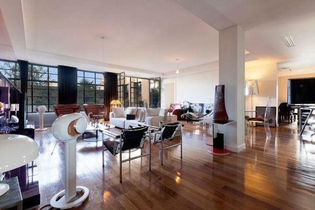 Appartement à vendre - 5 pièces - 154.0 m2 - PARIS - 75008 - ILE-DE-FRANCE - Century 21 Alpha Hoche