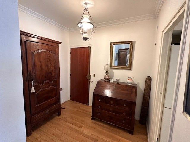Appartement F2 à vendre - 2 pièces - 52.0 m2 - PARIS - 75016 - ILE-DE-FRANCE - Century 21 Alpha Hoche