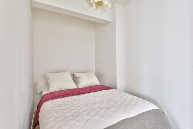 Appartement F2 à vendre - 2 pièces - 44.36 m2 - PARIS - 75008 - ILE-DE-FRANCE - Century 21 Alpha Hoche