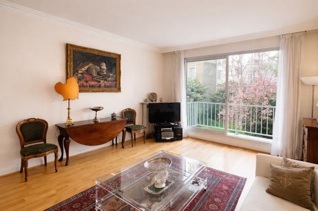 Appartement F2 à vendre - 2 pièces - 52.0 m2 - PARIS - 75016 - ILE-DE-FRANCE - Century 21 Alpha Hoche