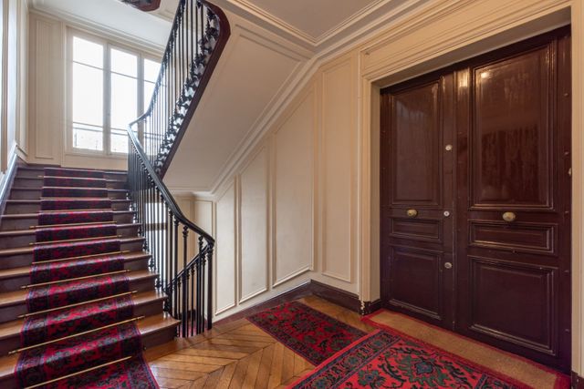 Appartement F7 à vendre - 7 pièces - 187.0 m2 - PARIS - 75008 - ILE-DE-FRANCE - Century 21 Alpha Hoche