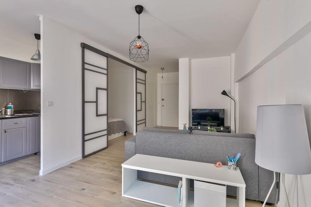 Appartement F2 à vendre - 2 pièces - 44.36 m2 - PARIS - 75008 - ILE-DE-FRANCE - Century 21 Alpha Hoche